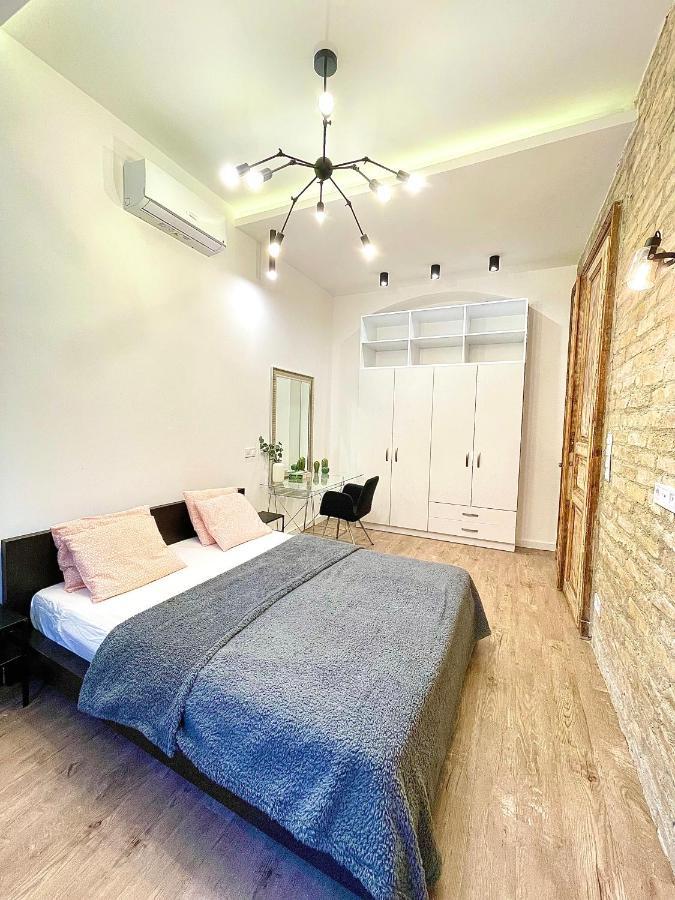 Dream Romance Residency - Finnish Sauna Budapest Exterior photo